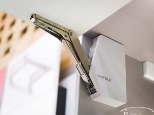 brazo-free-flap-hafele-aglocol2